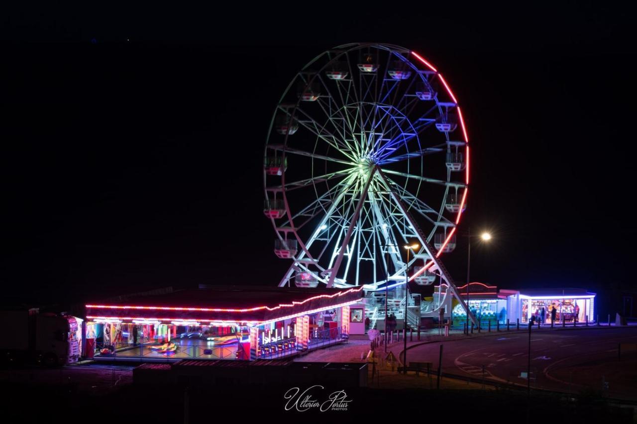 IDÉALEMENT SITUÉ LE STUDIO Les Locations ISAHORA sont aussi à 2 pas du Château d'Eu, des Falaises du Tréport, de MERS les Bains et aux portes de la BAIE DE SOMME Eu (Sena Marítimo) Exterior foto